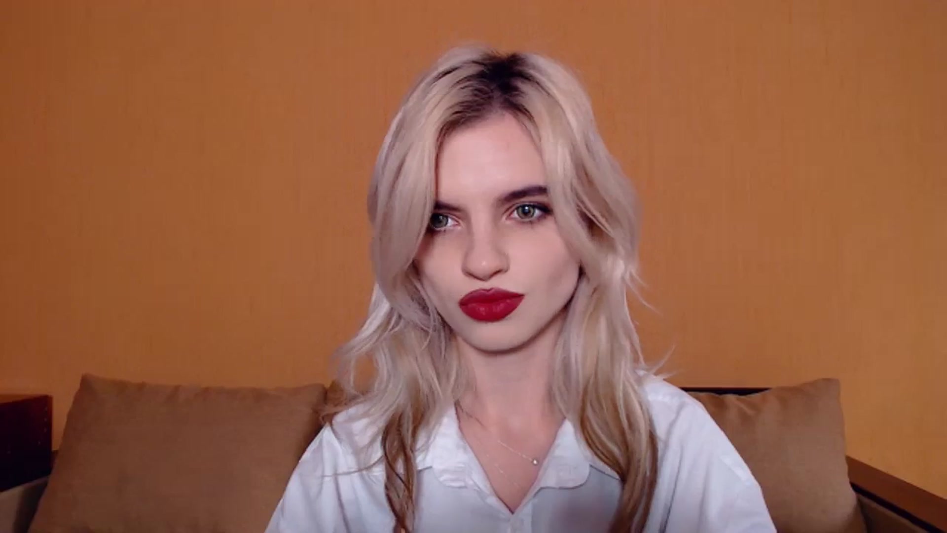Gallery image thumbnail from Erineys's myfreecams stream on, 10/28/2023, 13:36 image 20 of 20
