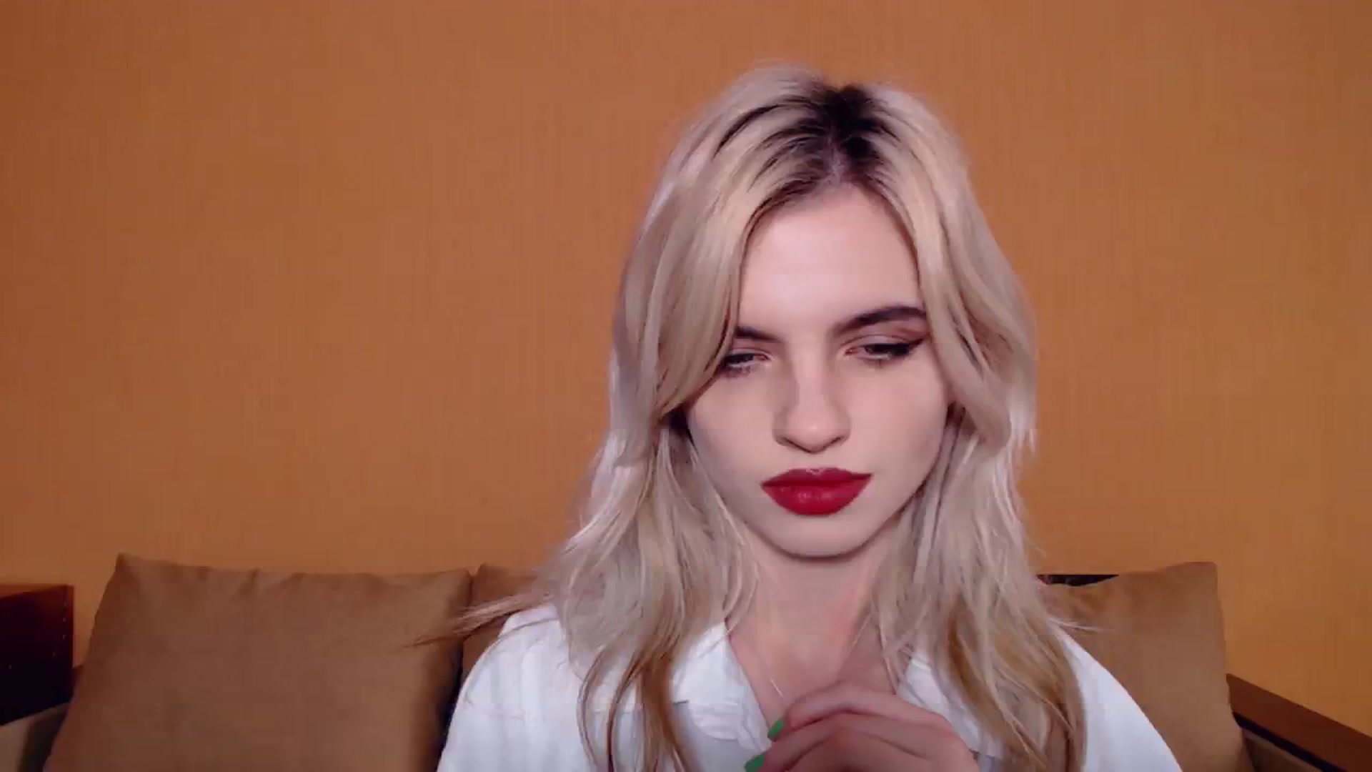 Gallery image thumbnail from Erineys's myfreecams stream on, 10/28/2023, 13:36 image 7 of 20