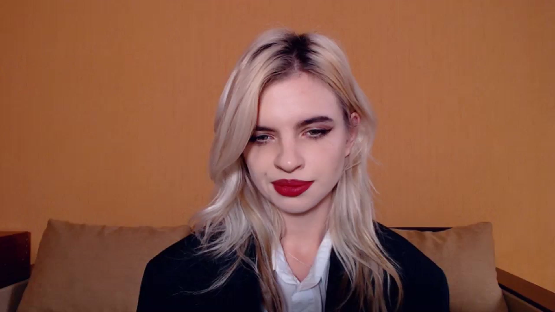 Gallery image thumbnail from Erineys's myfreecams stream on, 10/28/2023, 13:57 image 5 of 20