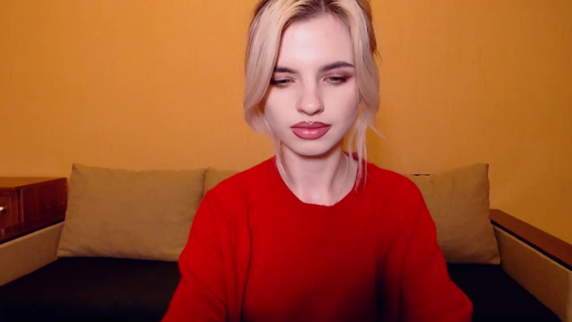 Gallery image thumbnail from Erineys's myfreecams stream on, 10/29/2023, 15:32 image 20 of 20