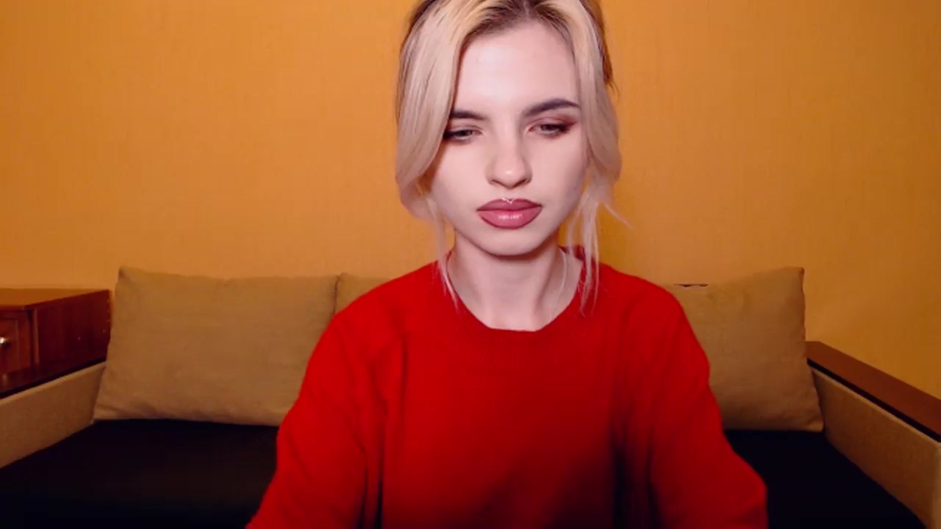 Gallery image thumbnail from Erineys's myfreecams stream on, 10/29/2023, 15:32 image 15 of 20