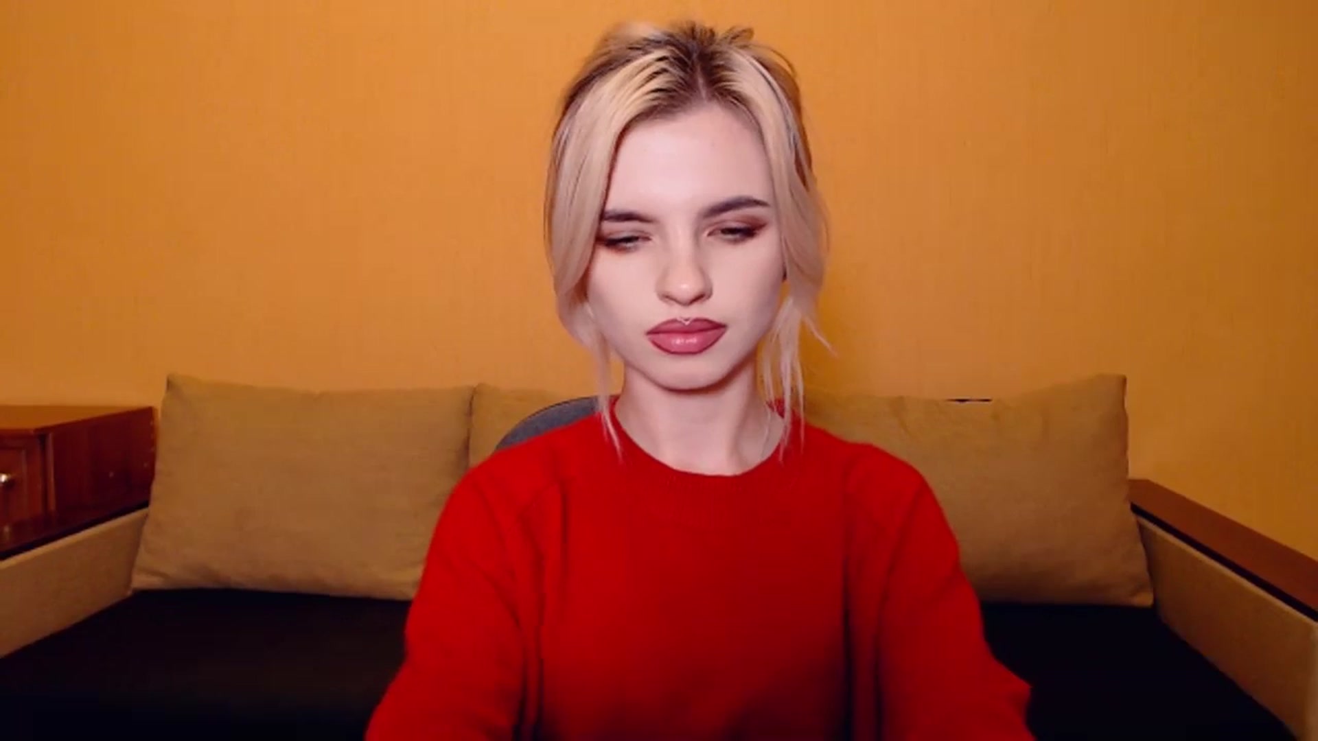 Gallery image thumbnail from Erineys's myfreecams stream on, 10/29/2023, 15:32 image 5 of 20