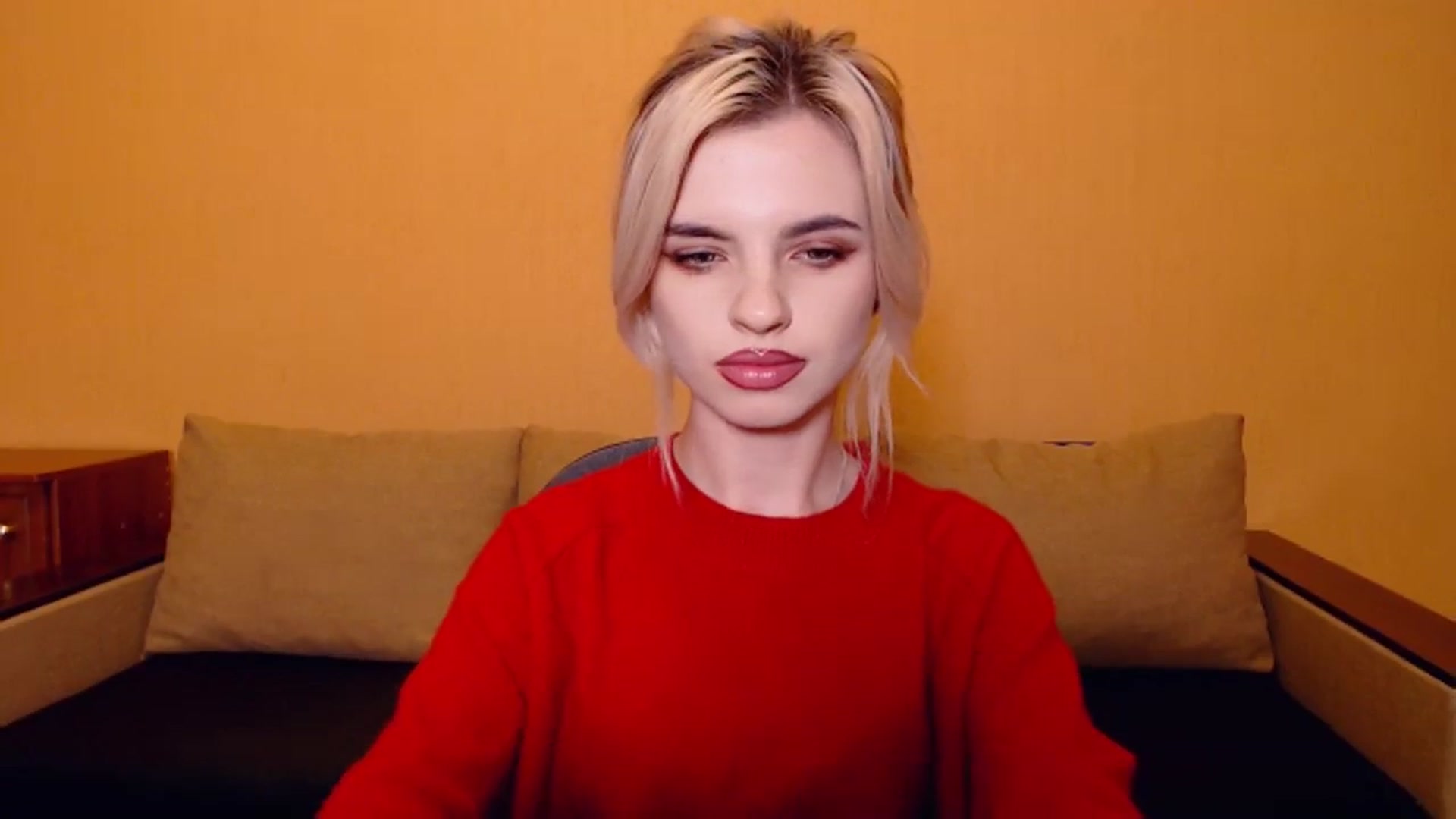 Gallery image thumbnail from Erineys's myfreecams stream on, 10/29/2023, 15:32 image 2 of 20