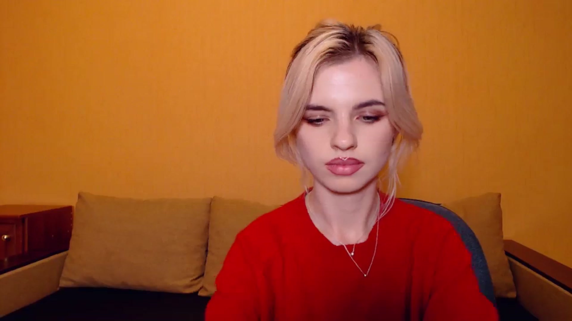 Gallery image thumbnail from Erineys's myfreecams stream on, 10/29/2023, 18:07 image 14 of 20