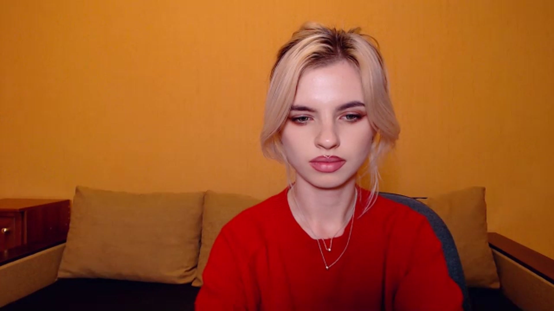 Gallery image thumbnail from Erineys's myfreecams stream on, 10/29/2023, 18:07 image 15 of 20