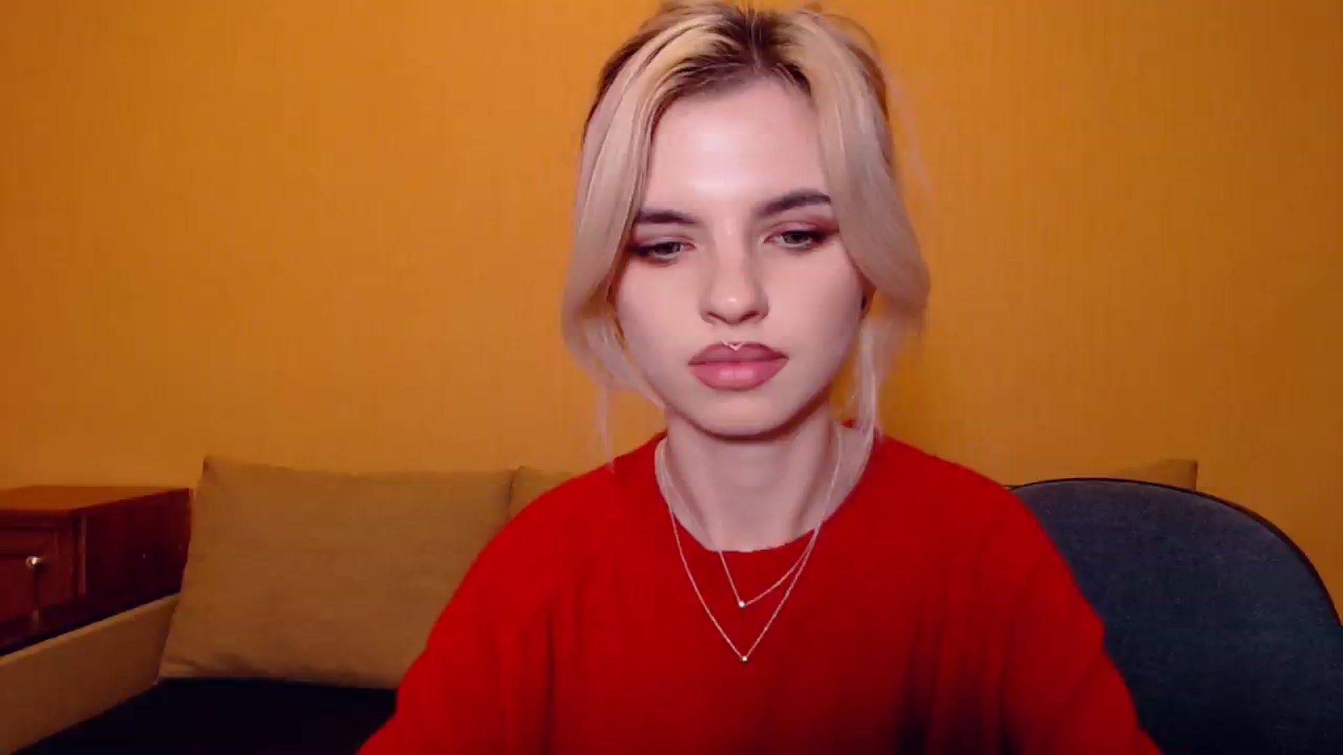 Gallery image thumbnail from Erineys's myfreecams stream on, 10/29/2023, 18:07 image 19 of 20