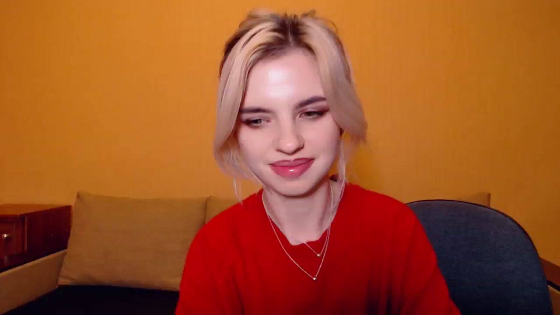 Gallery image thumbnail from Erineys's myfreecams stream on, 10/29/2023, 18:07 image 16 of 20