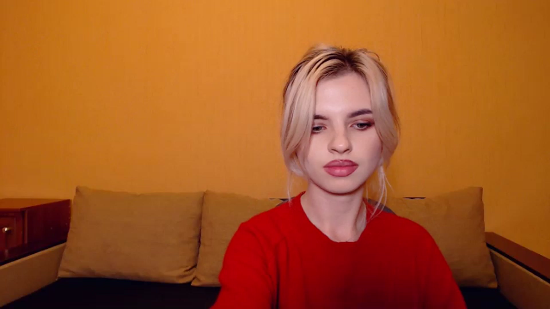Gallery image thumbnail from Erineys's myfreecams stream on, 10/29/2023, 18:07 image 2 of 20