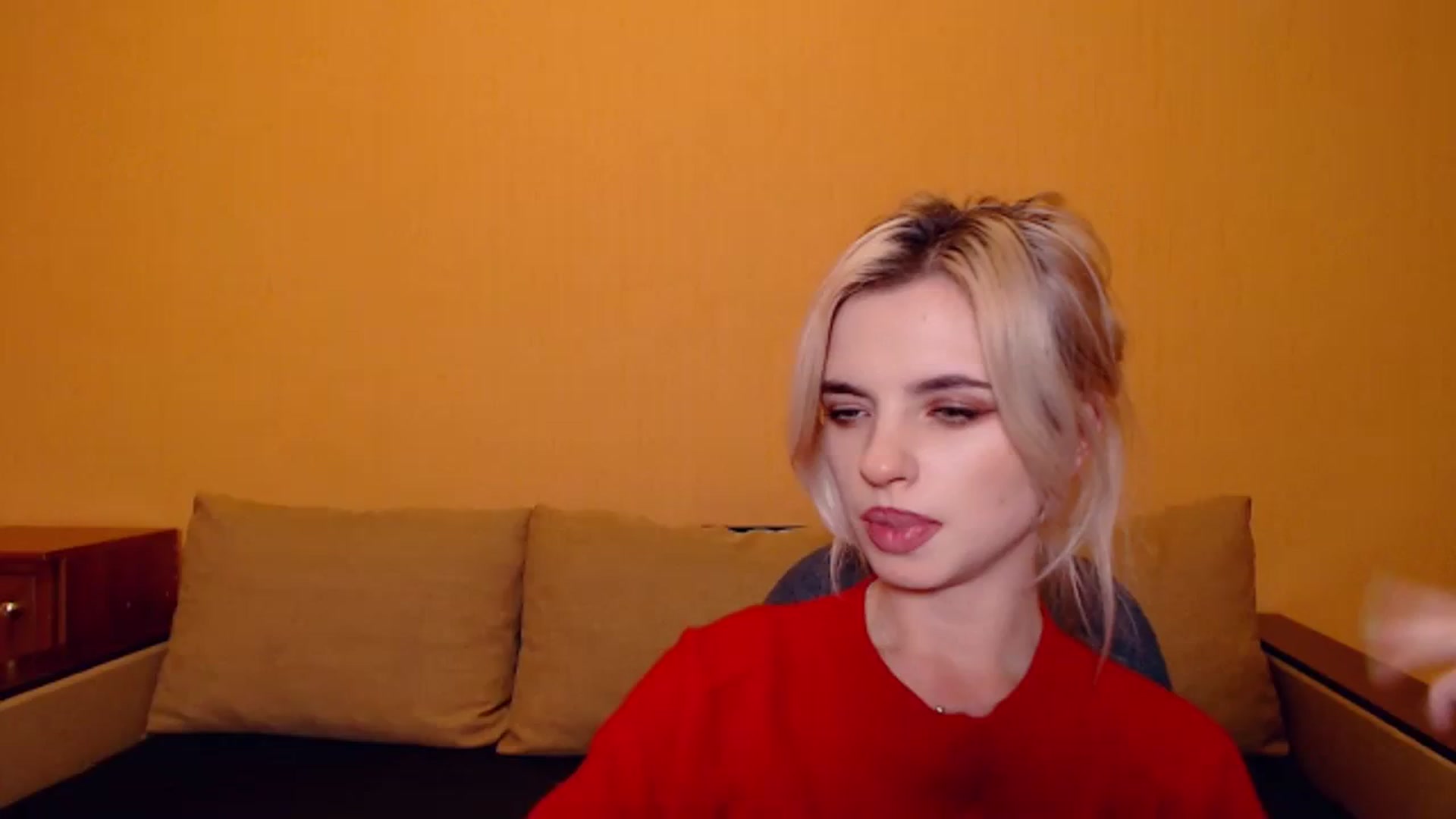 Gallery image thumbnail from Erineys's myfreecams stream on, 10/29/2023, 18:59 image 17 of 20