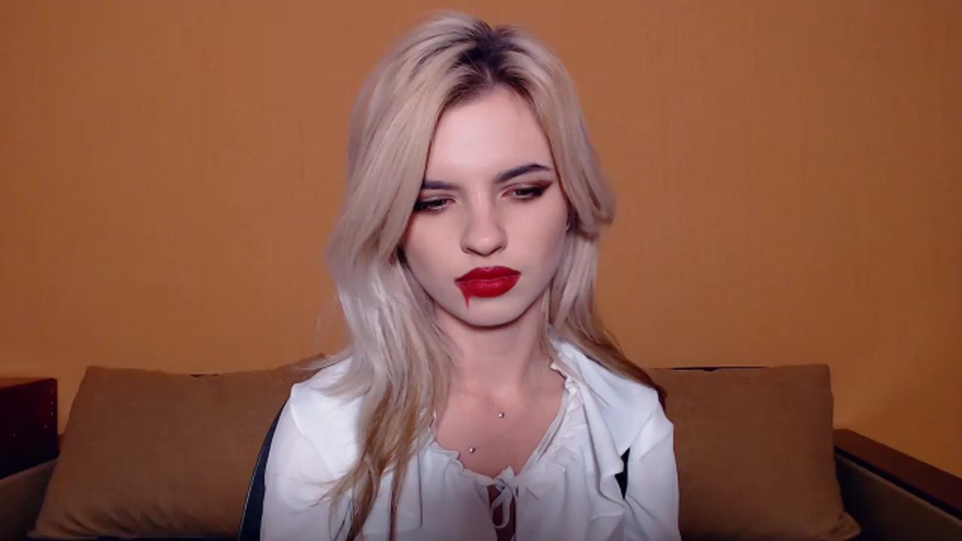 Gallery image thumbnail from Erineys's myfreecams stream on, 10/31/2023, 16:27 image 7 of 20