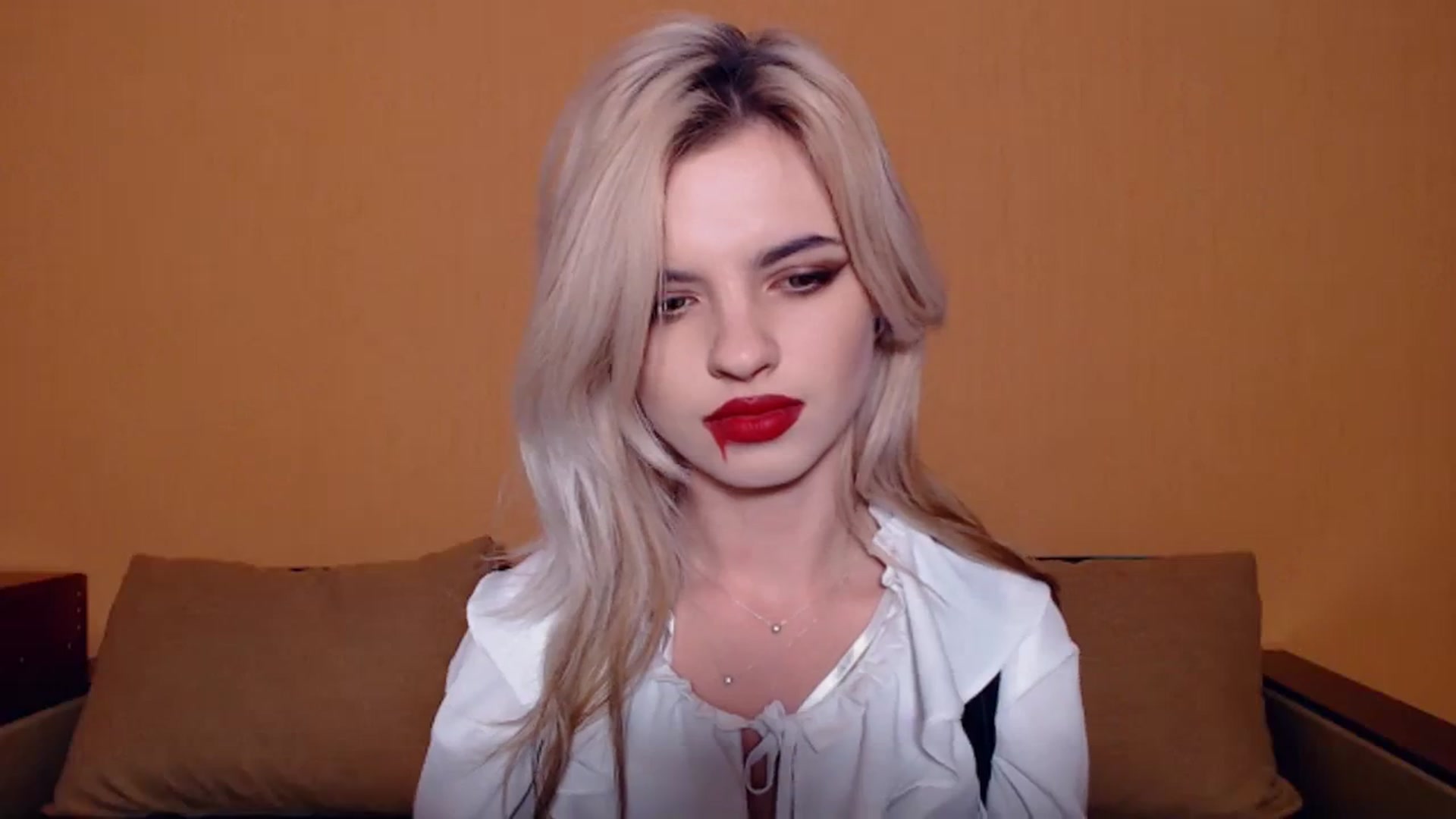 Gallery image thumbnail from Erineys's myfreecams stream on, 10/31/2023, 16:27 image 6 of 20