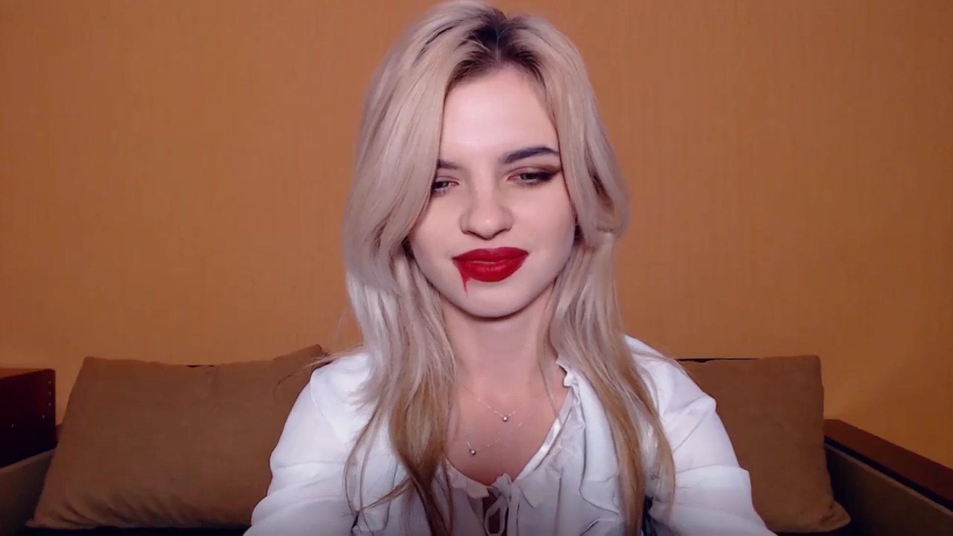 Gallery image thumbnail from Erineys's myfreecams stream on, 10/31/2023, 16:27 image 16 of 20