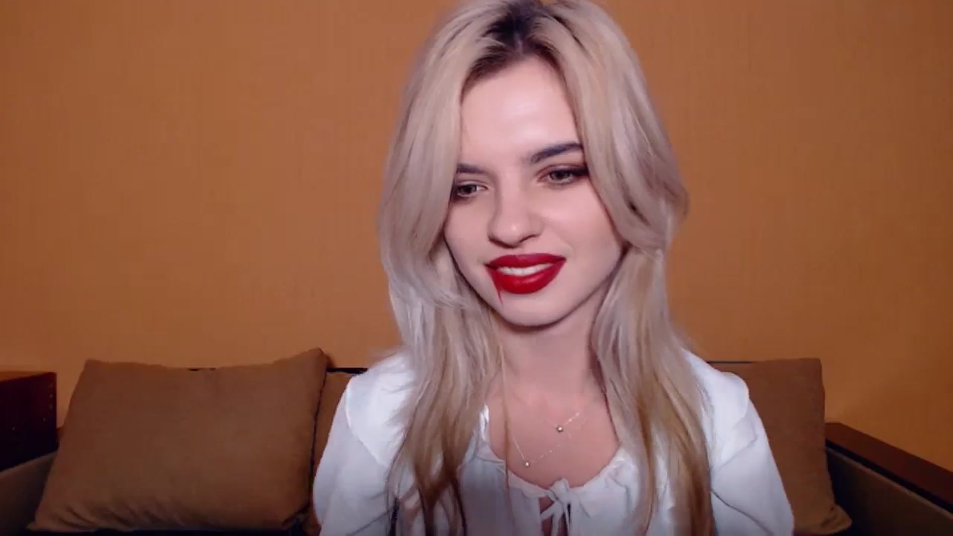 Gallery image thumbnail from Erineys's myfreecams stream on, 10/31/2023, 16:27 image 20 of 20