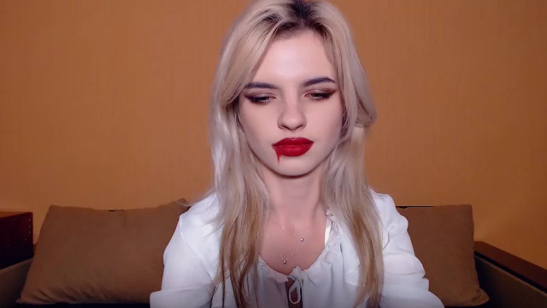Gallery image thumbnail from Erineys's myfreecams stream on, 10/31/2023, 16:49 image 11 of 20