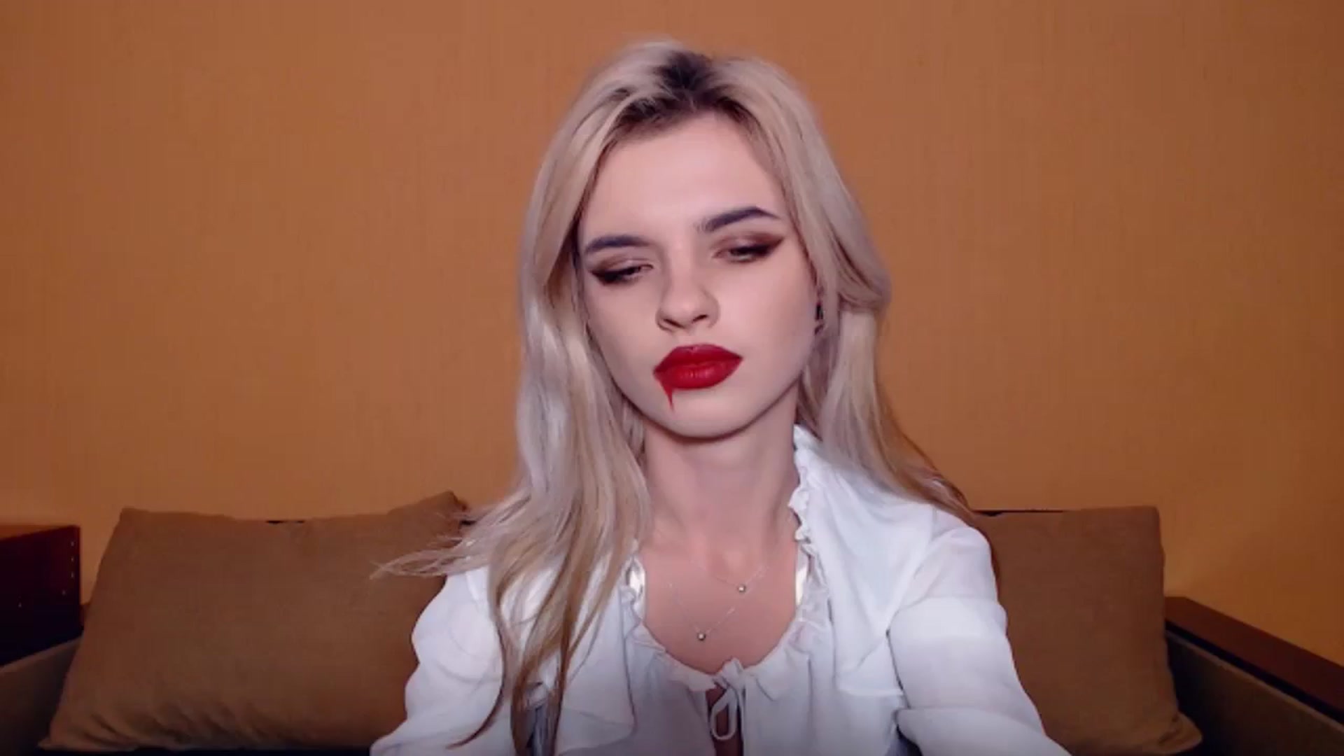 Gallery image thumbnail from Erineys's myfreecams stream on, 10/31/2023, 16:49 image 4 of 20