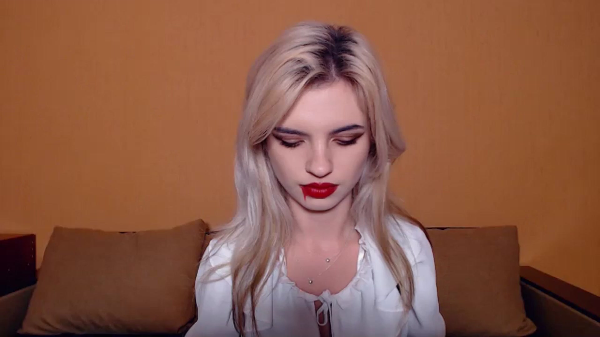 Gallery image thumbnail from Erineys's myfreecams stream on, 10/31/2023, 16:49 image 5 of 20