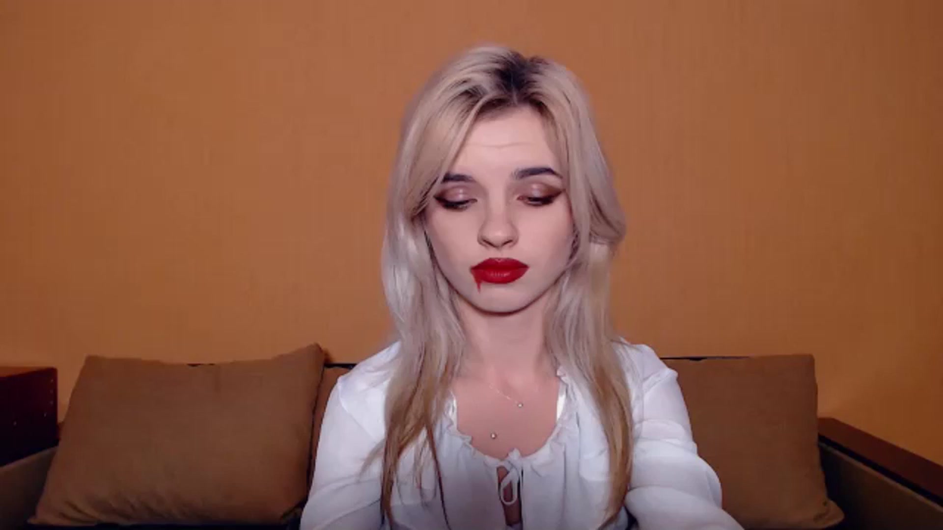 Gallery image thumbnail from Erineys's myfreecams stream on, 10/31/2023, 16:49 image 18 of 20