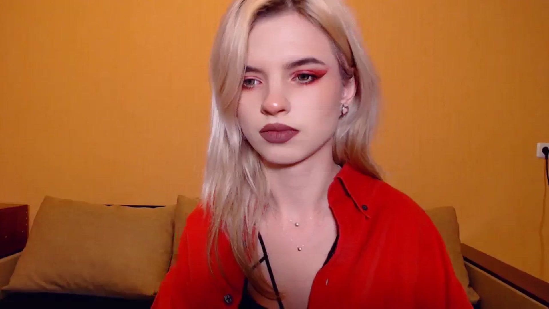 Gallery image thumbnail from Erineys's myfreecams stream on, 11/03/2023, 15:09 image 15 of 20