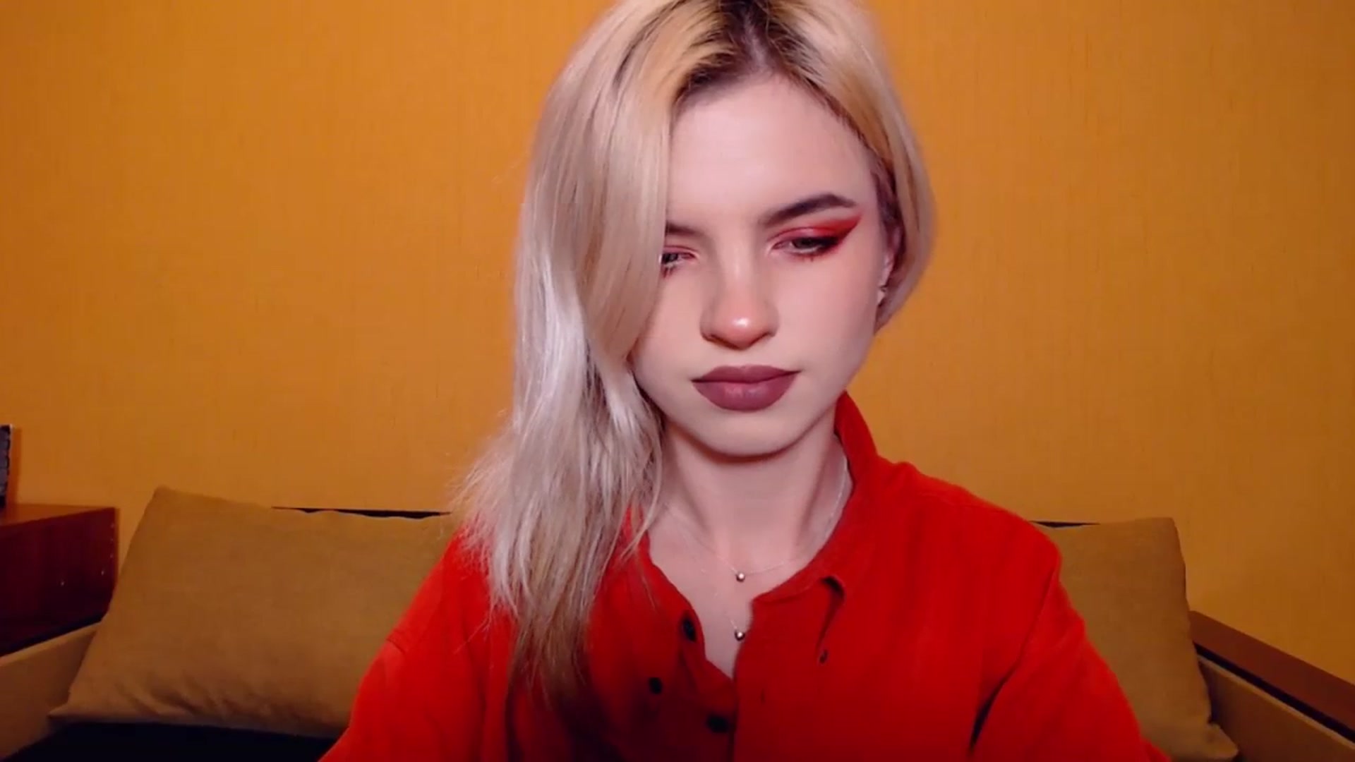 Gallery image thumbnail from Erineys's myfreecams stream on, 11/03/2023, 16:19 image 3 of 20