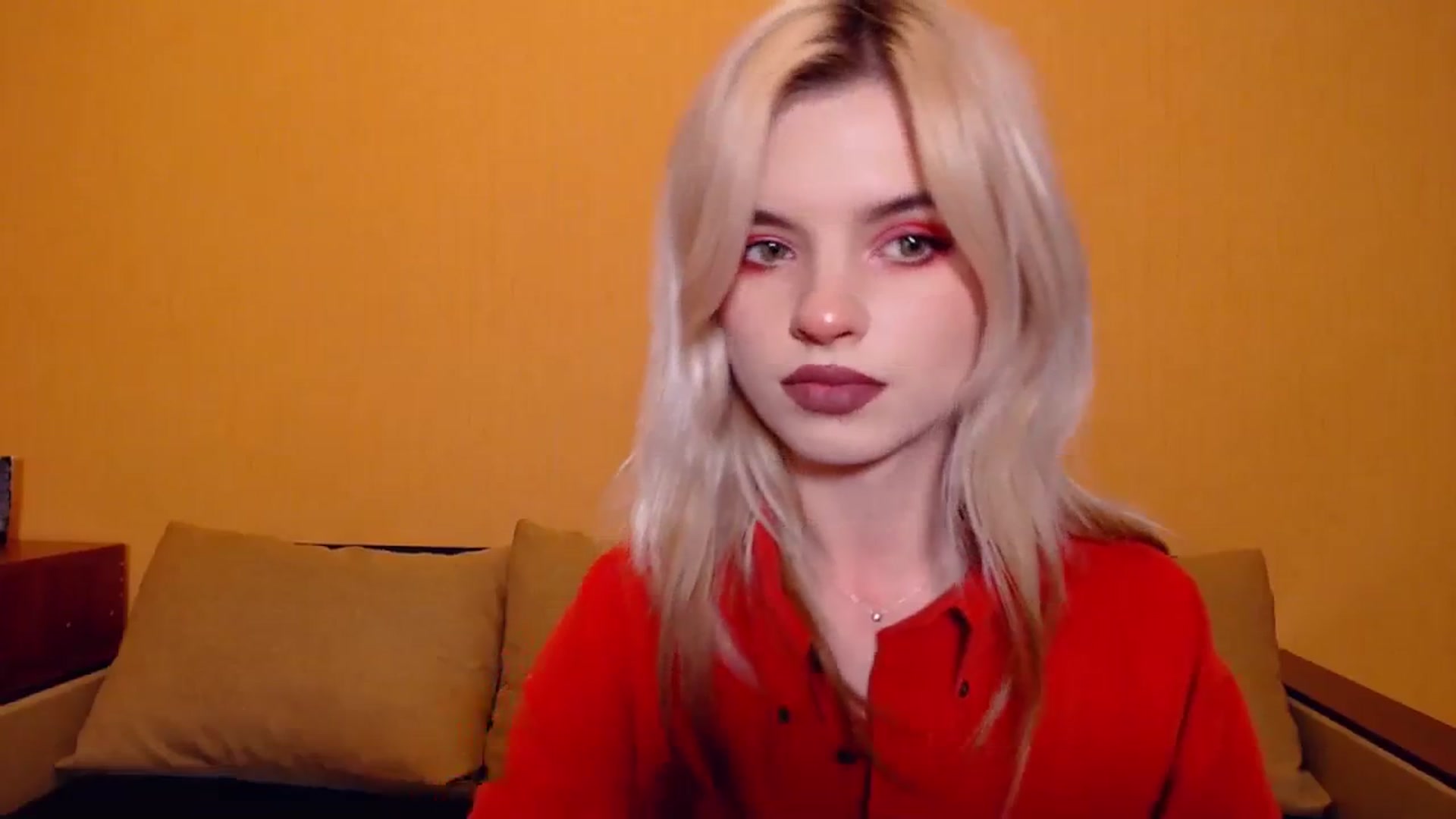 Gallery image thumbnail from Erineys's myfreecams stream on, 11/03/2023, 16:19 image 14 of 20