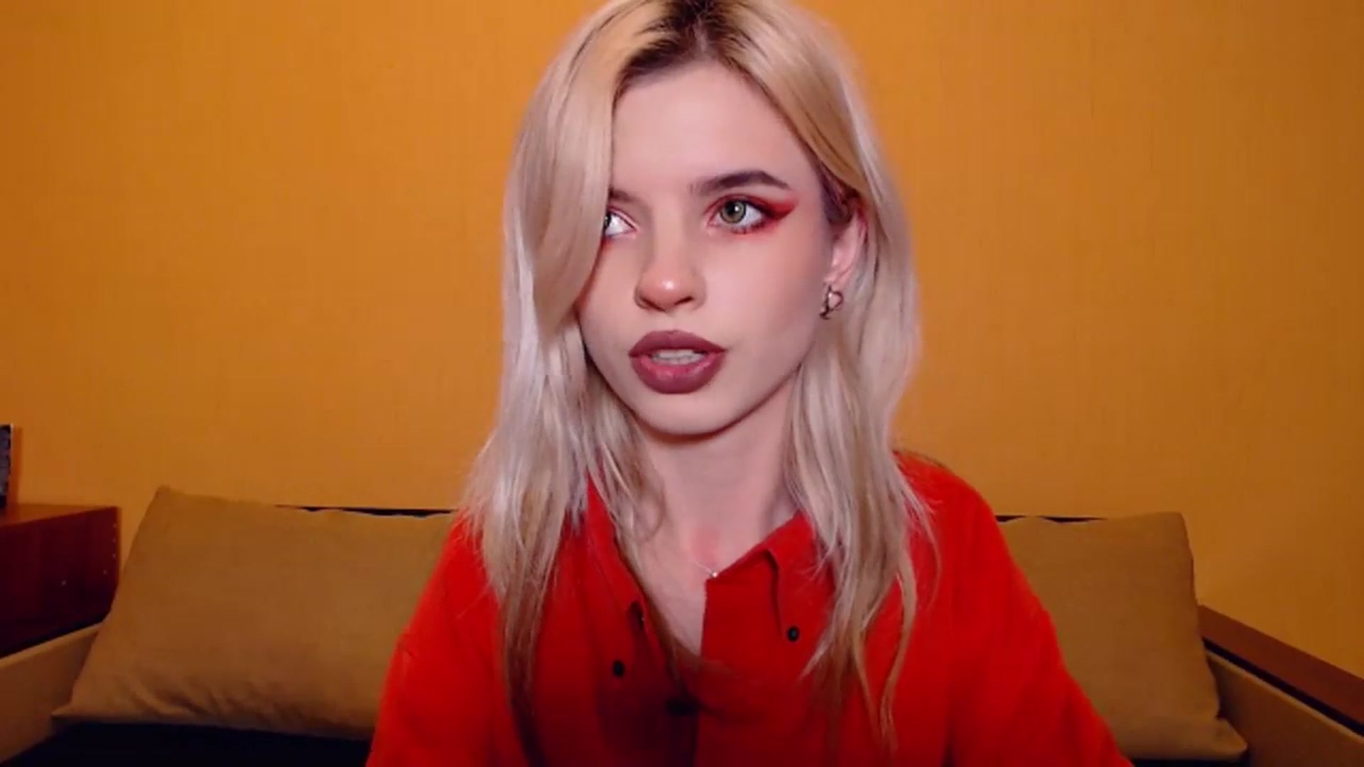 Gallery image thumbnail from Erineys's myfreecams stream on, 11/03/2023, 16:19 image 20 of 20
