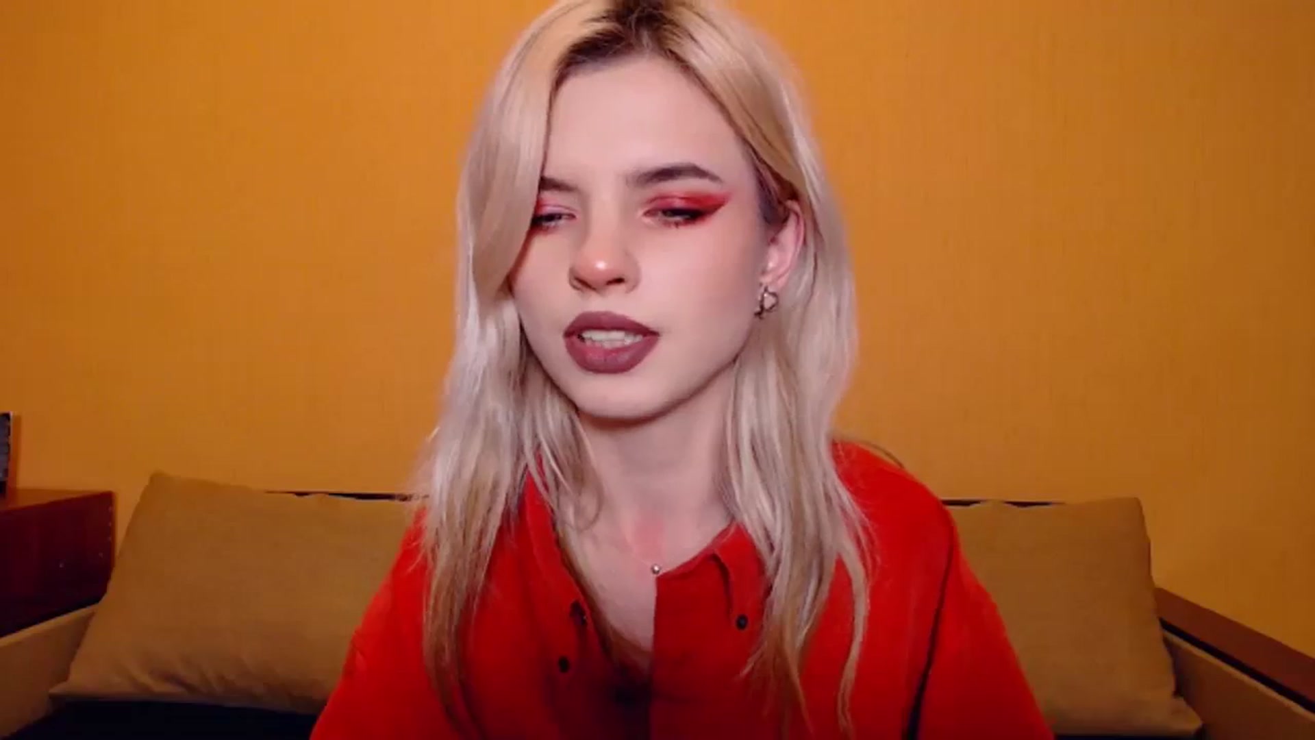 Gallery image thumbnail from Erineys's myfreecams stream on, 11/03/2023, 16:19 image 18 of 20