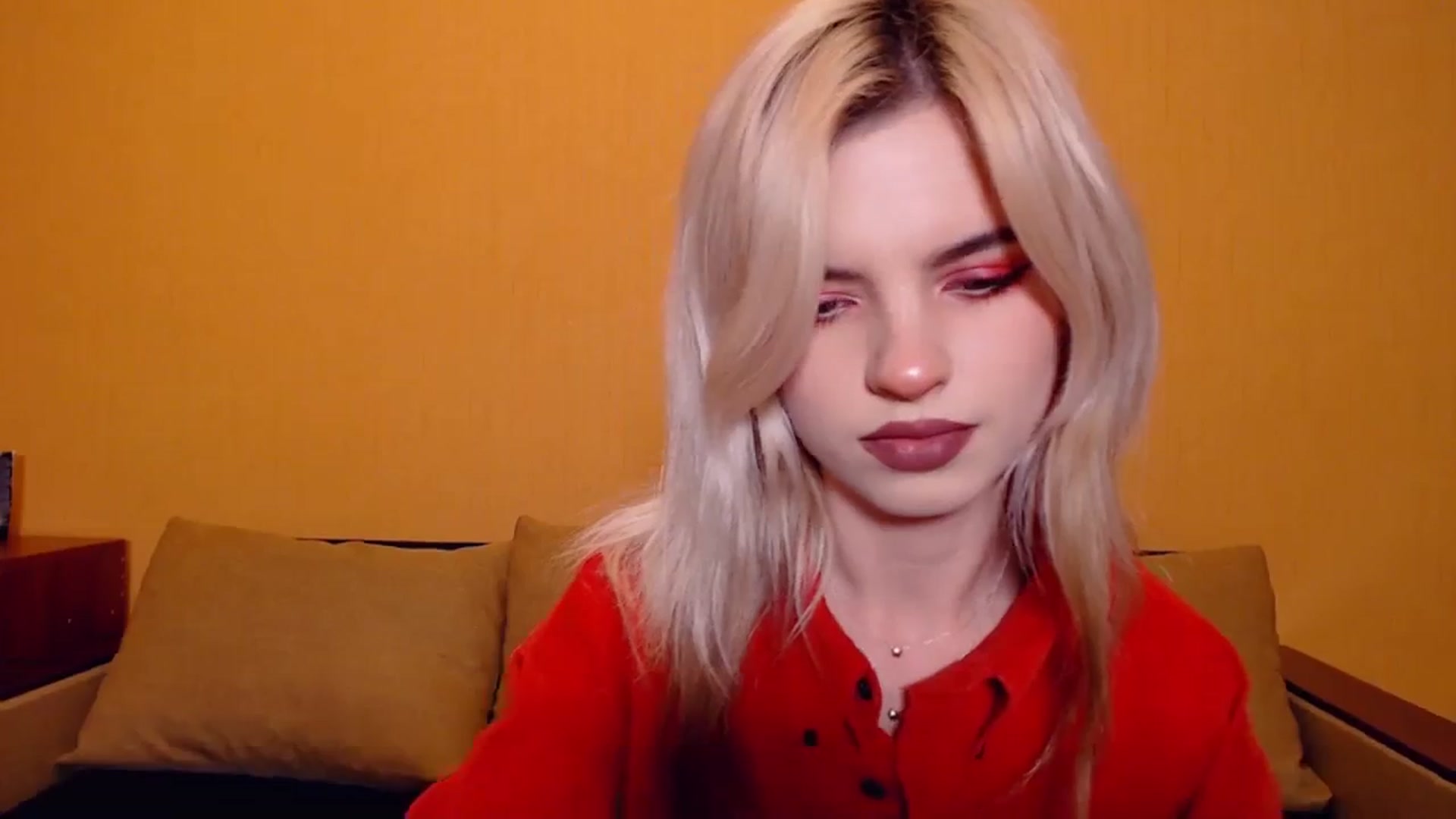 Gallery image thumbnail from Erineys's myfreecams stream on, 11/03/2023, 16:19 image 10 of 20