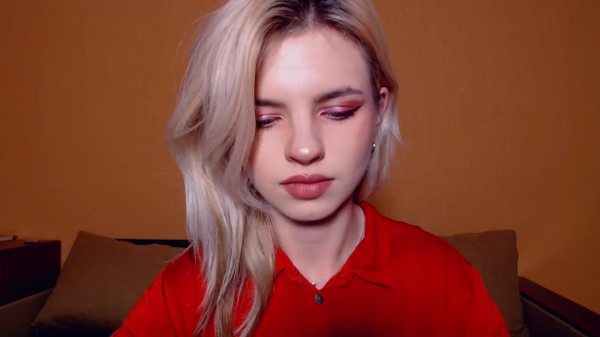 Gallery image thumbnail from Erineys's myfreecams stream on, 11/06/2023, 14:45 image 9 of 20