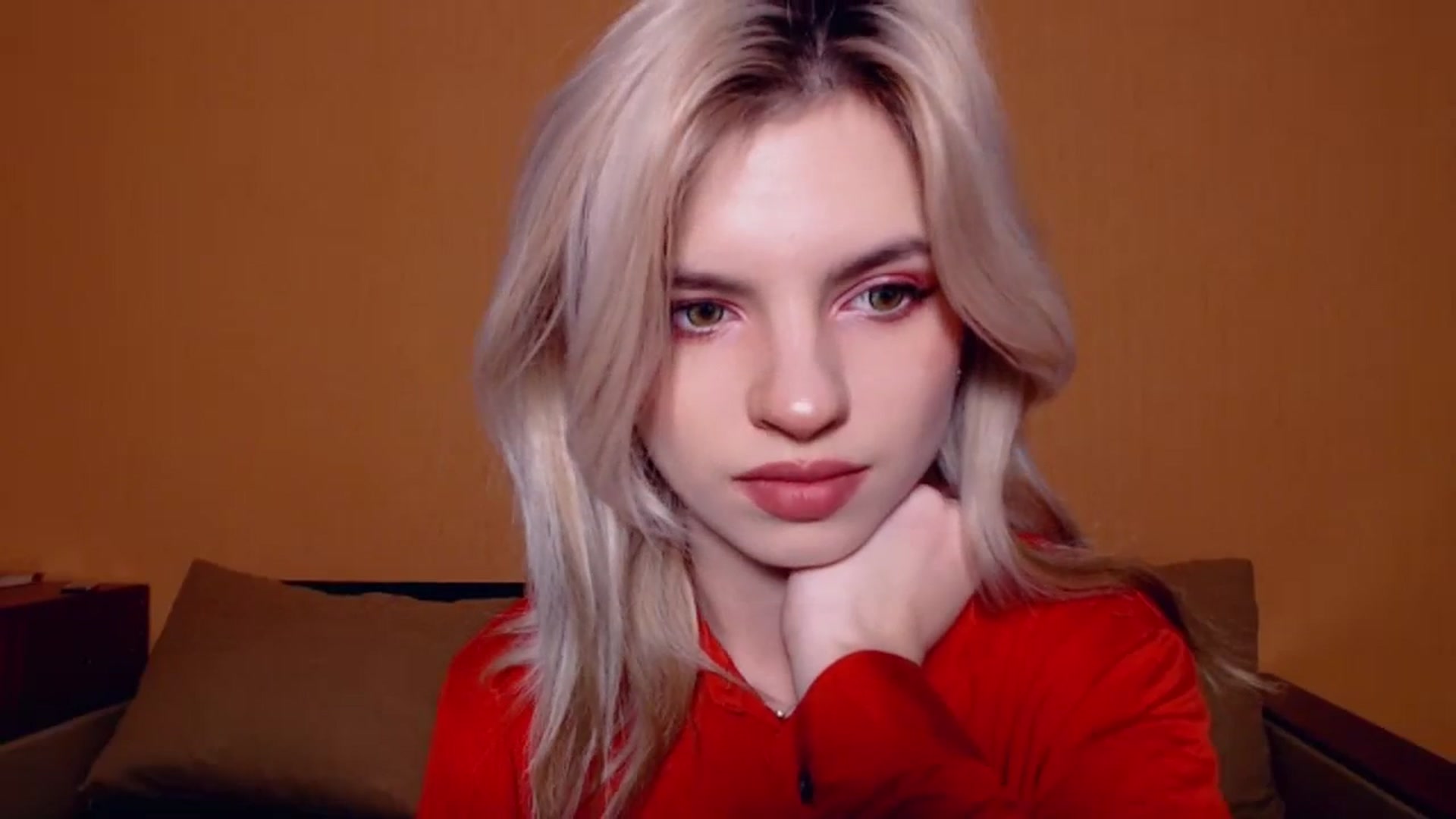 Gallery image thumbnail from Erineys's myfreecams stream on, 11/06/2023, 14:45 image 2 of 20