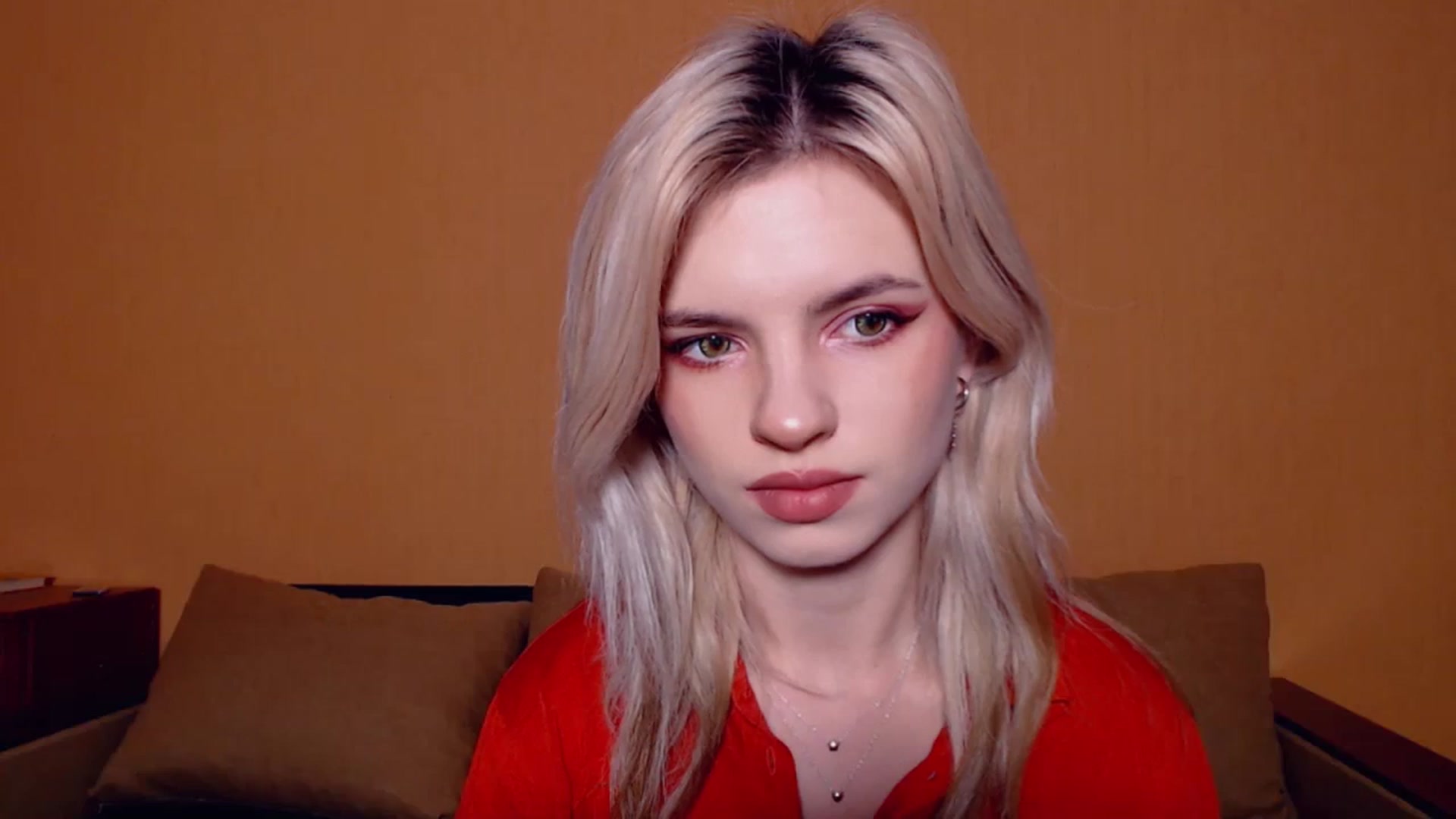 Gallery image thumbnail from Erineys's myfreecams stream on, 11/06/2023, 14:59 image 6 of 20