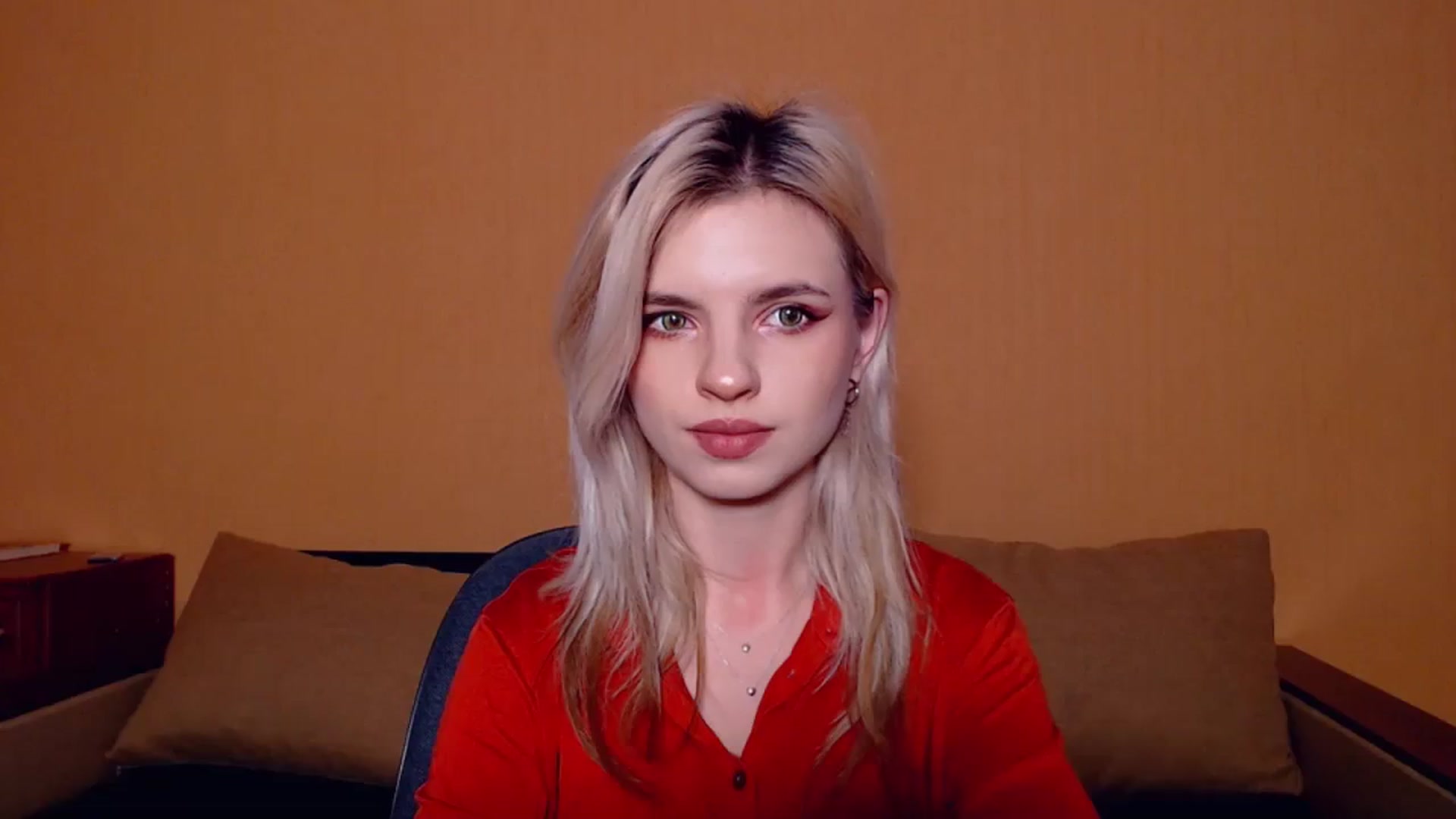 Gallery image thumbnail from Erineys's myfreecams stream on, 11/06/2023, 17:32 image 5 of 20