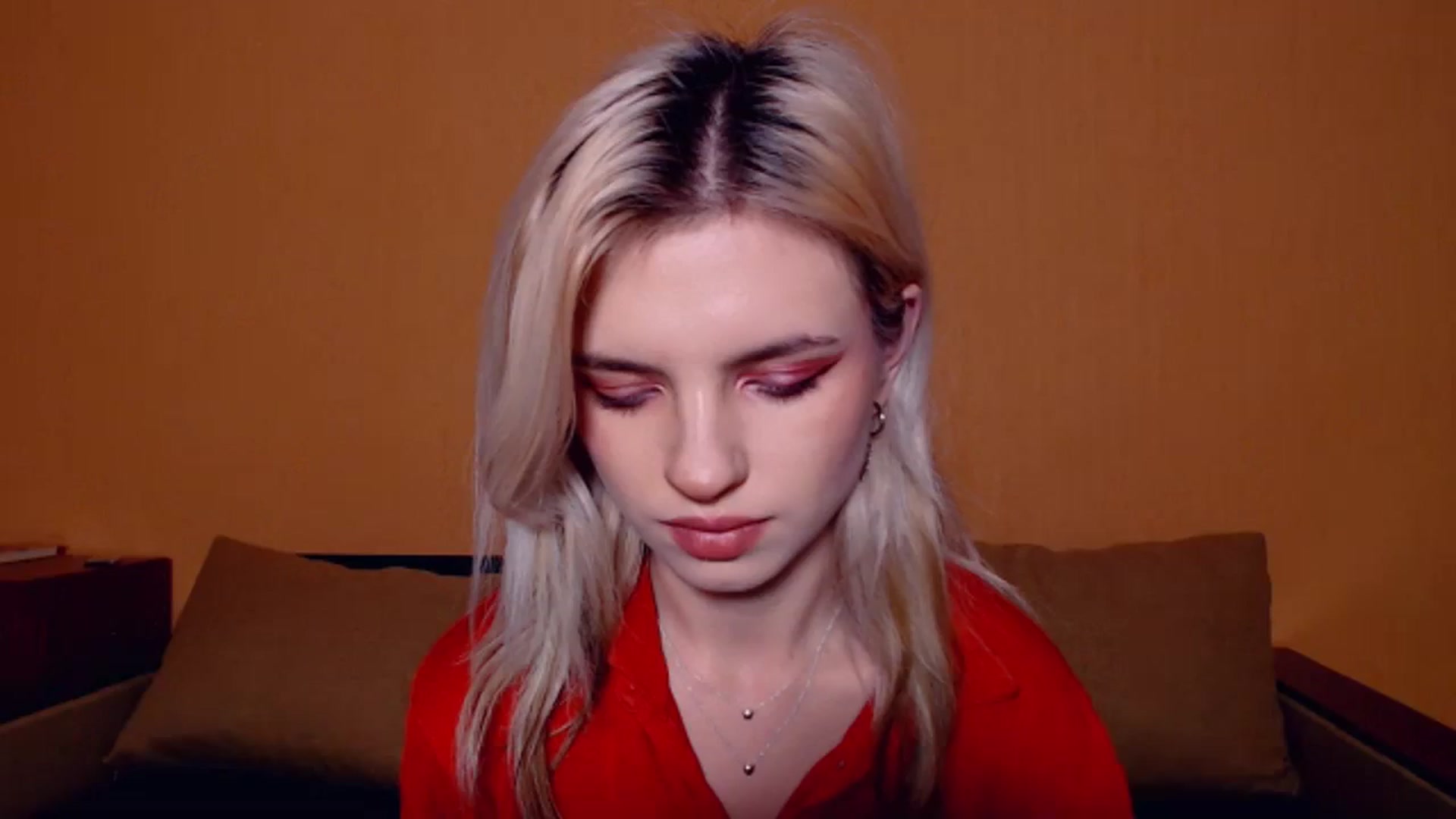 Gallery image thumbnail from Erineys's myfreecams stream on, 11/06/2023, 17:32 image 16 of 20