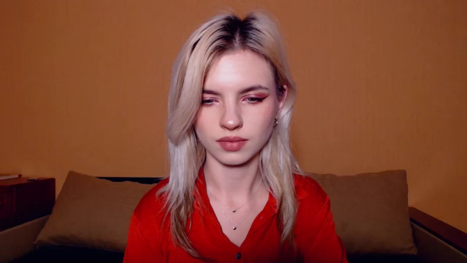 Gallery image thumbnail from Erineys's myfreecams stream on, 11/06/2023, 17:32 image 18 of 20
