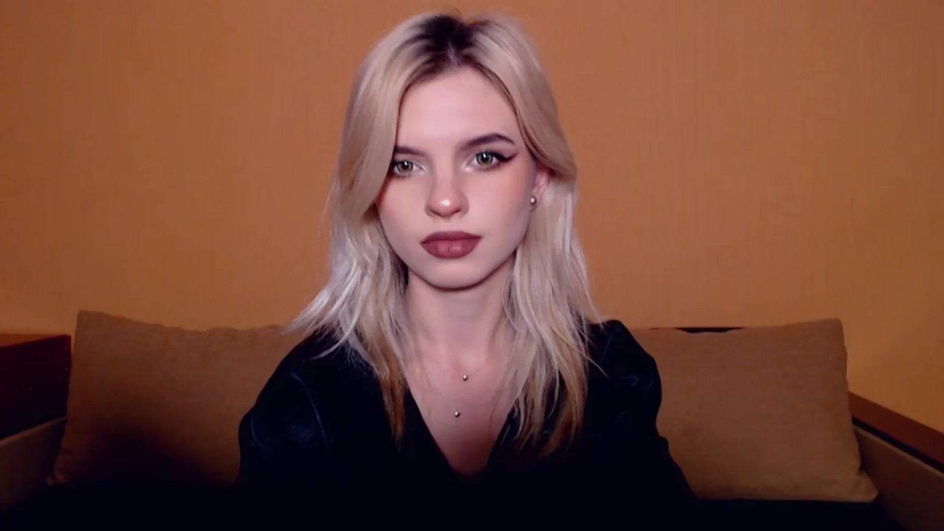 Gallery image thumbnail from Erineys's myfreecams stream on, 11/09/2023, 15:23 image 1 of 20