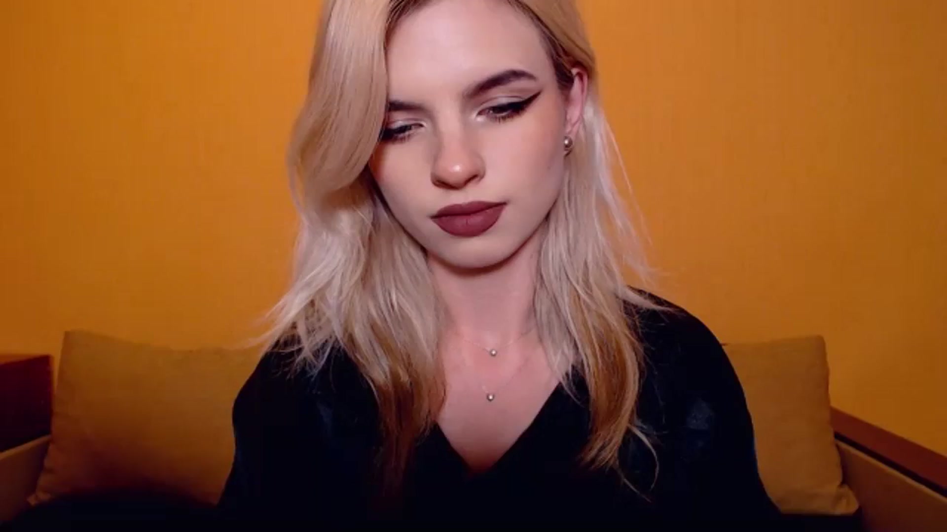 Gallery image thumbnail from Erineys's myfreecams stream on, 11/09/2023, 17:56 image 1 of 20