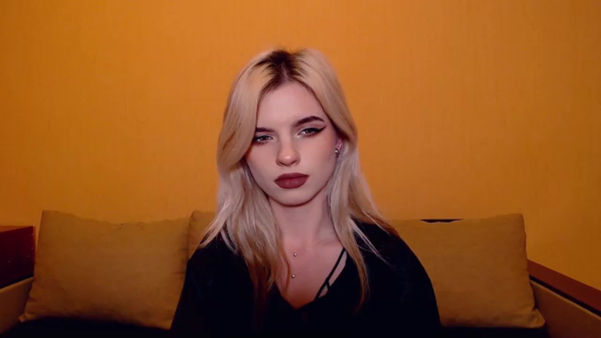 Gallery image thumbnail from Erineys's myfreecams stream on, 11/09/2023, 17:56 image 20 of 20