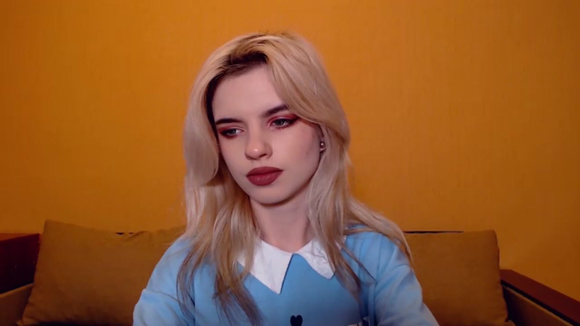 Gallery image thumbnail from Erineys's myfreecams stream on, 11/10/2023, 14:47 image 9 of 20