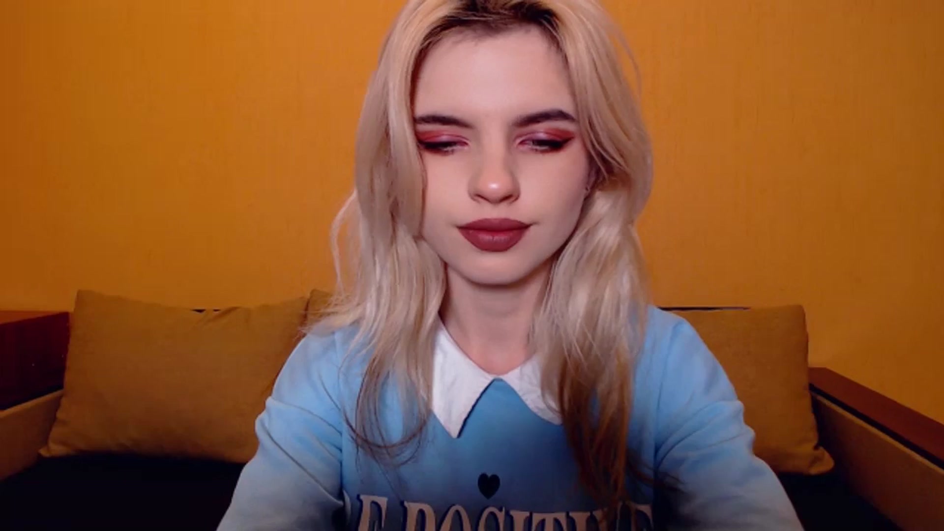 Gallery image thumbnail from Erineys's myfreecams stream on, 11/10/2023, 14:47 image 19 of 20