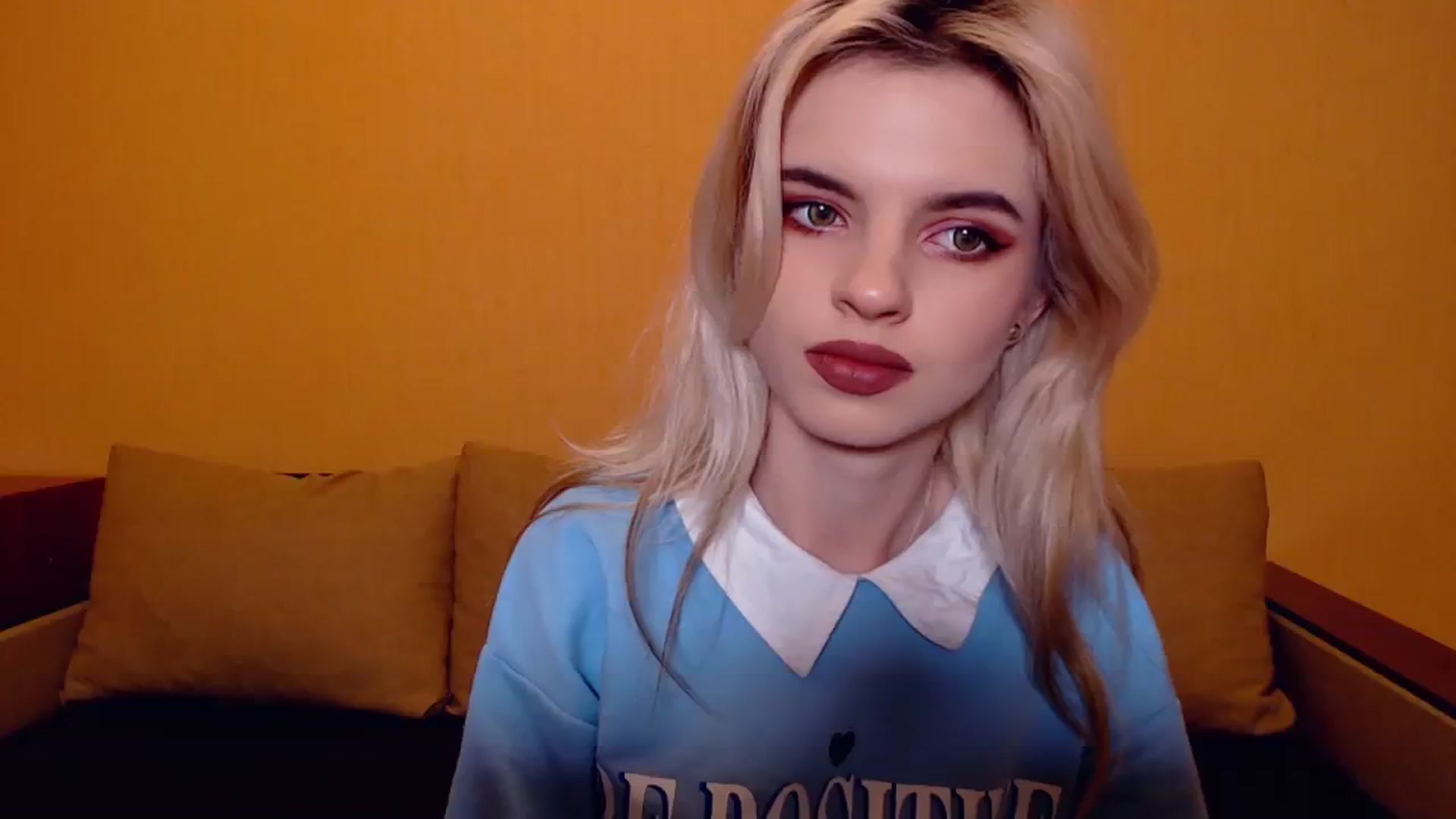 Gallery image thumbnail from Erineys's myfreecams stream on, 11/10/2023, 15:37 image 17 of 20