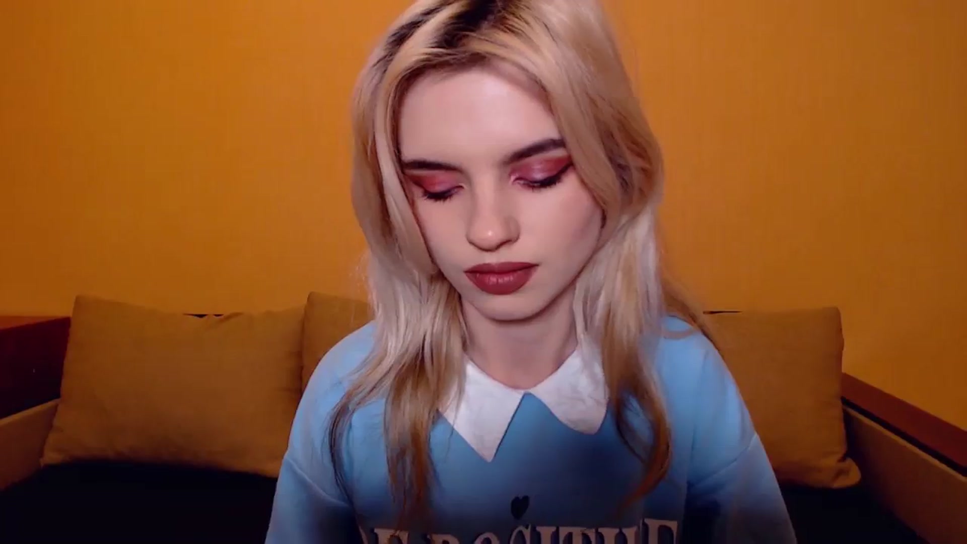 Gallery image thumbnail from Erineys's myfreecams stream on, 11/10/2023, 16:06 image 3 of 20