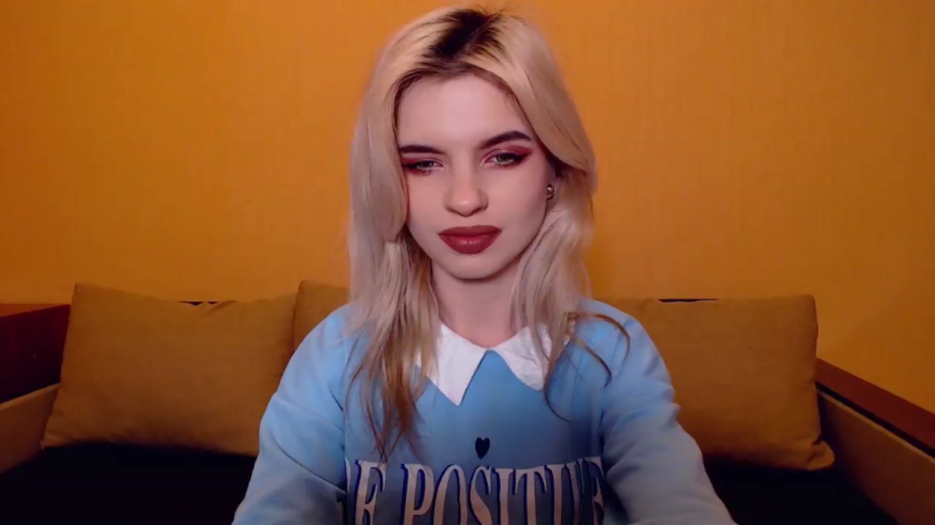 Gallery image thumbnail from Erineys's myfreecams stream on, 11/10/2023, 16:06 image 11 of 20