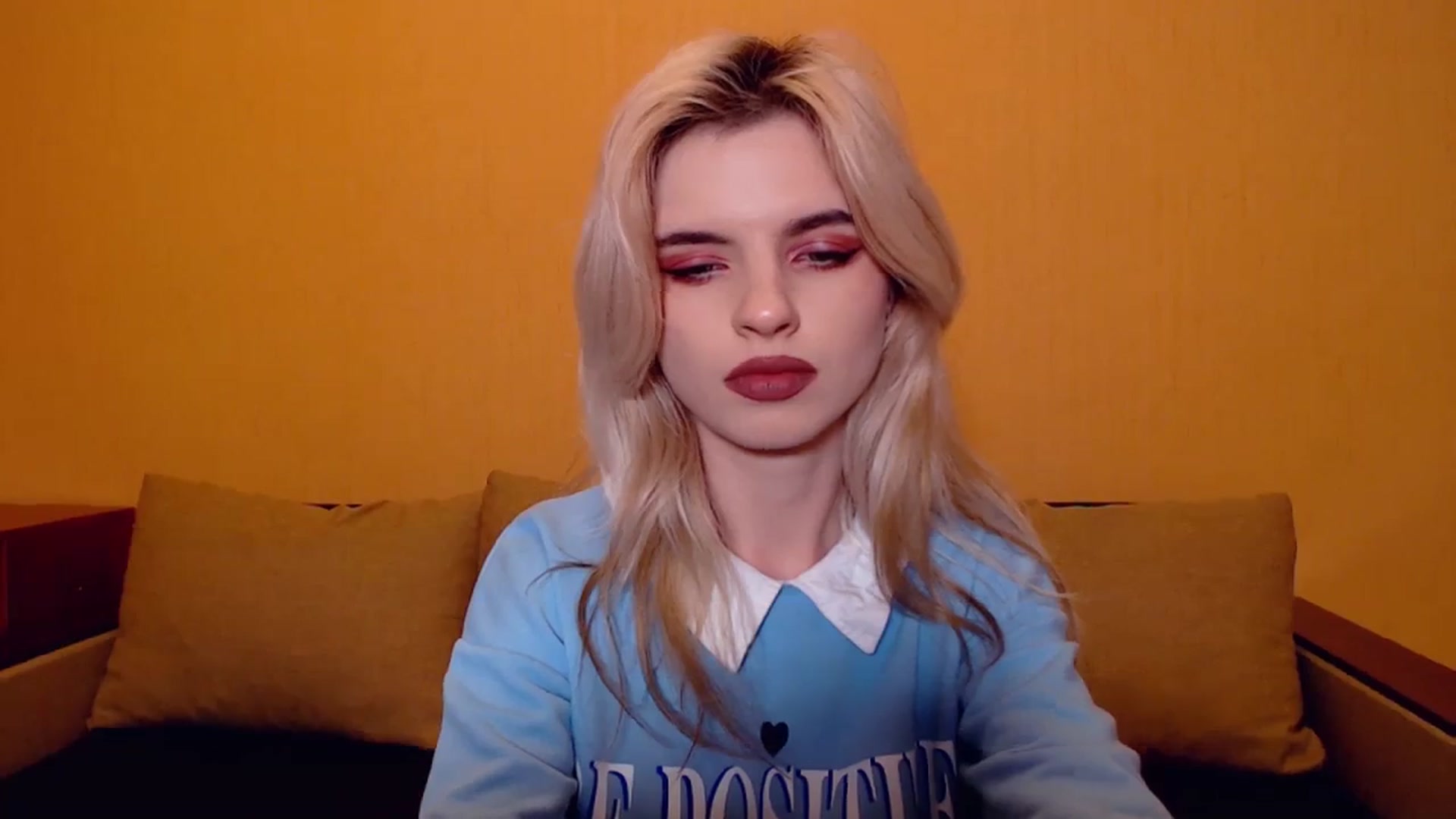 Gallery image thumbnail from Erineys's myfreecams stream on, 11/10/2023, 17:05 image 7 of 20