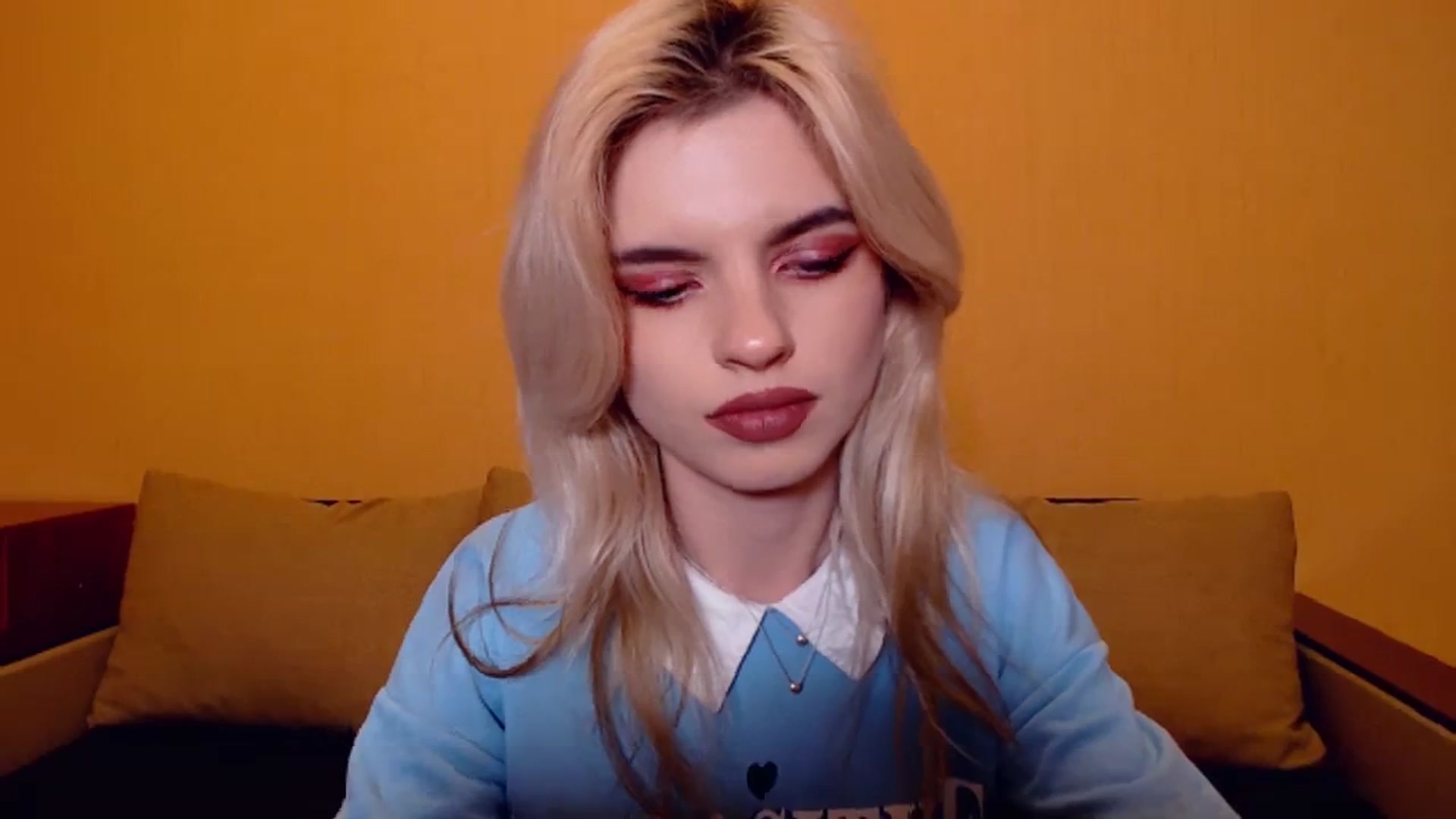 Gallery image thumbnail from Erineys's myfreecams stream on, 11/10/2023, 17:05 image 20 of 20