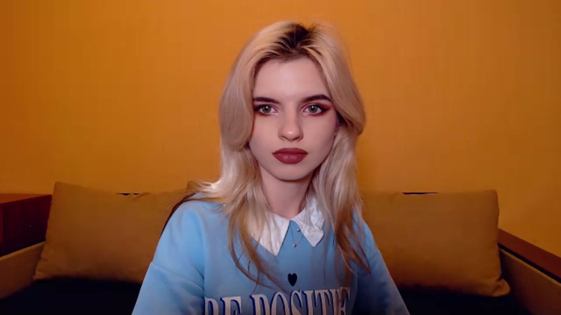 Gallery image thumbnail from Erineys's myfreecams stream on, 11/10/2023, 17:05 image 18 of 20