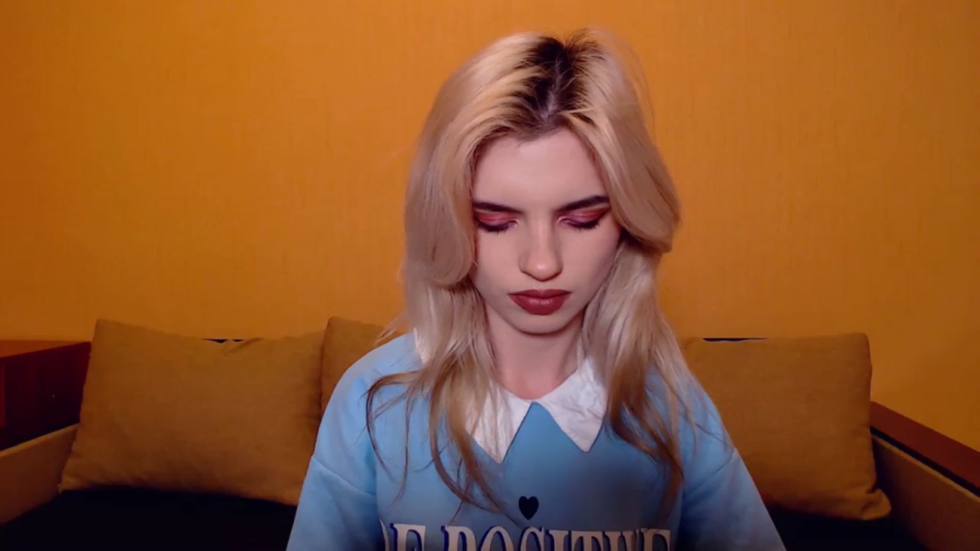 Gallery image thumbnail from Erineys's myfreecams stream on, 11/10/2023, 17:05 image 11 of 20