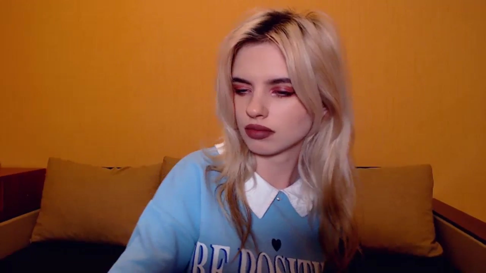Gallery image thumbnail from Erineys's myfreecams stream on, 11/10/2023, 18:44 image 17 of 20