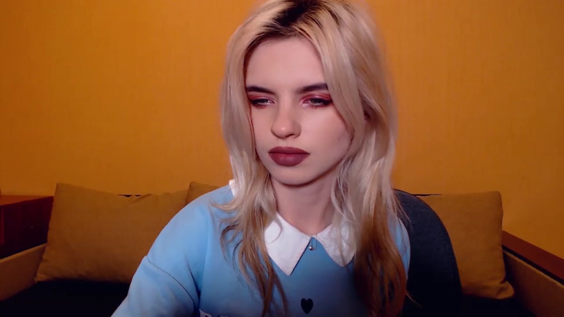 Gallery image thumbnail from Erineys's myfreecams stream on, 11/10/2023, 18:44 image 19 of 20