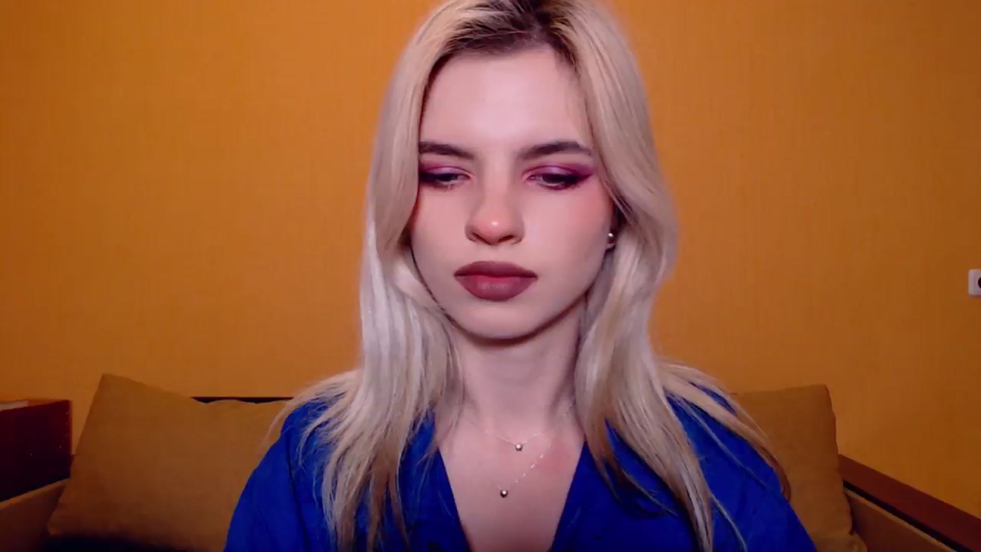 Gallery image thumbnail from Erineys's myfreecams stream on, 11/12/2023, 14:55 image 14 of 20