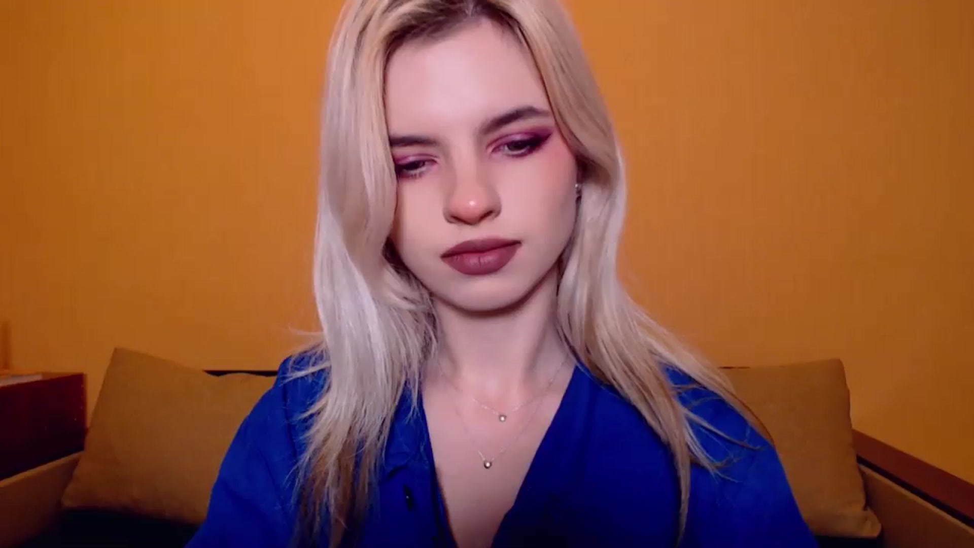 Gallery image thumbnail from Erineys's myfreecams stream on, 11/12/2023, 14:55 image 8 of 20