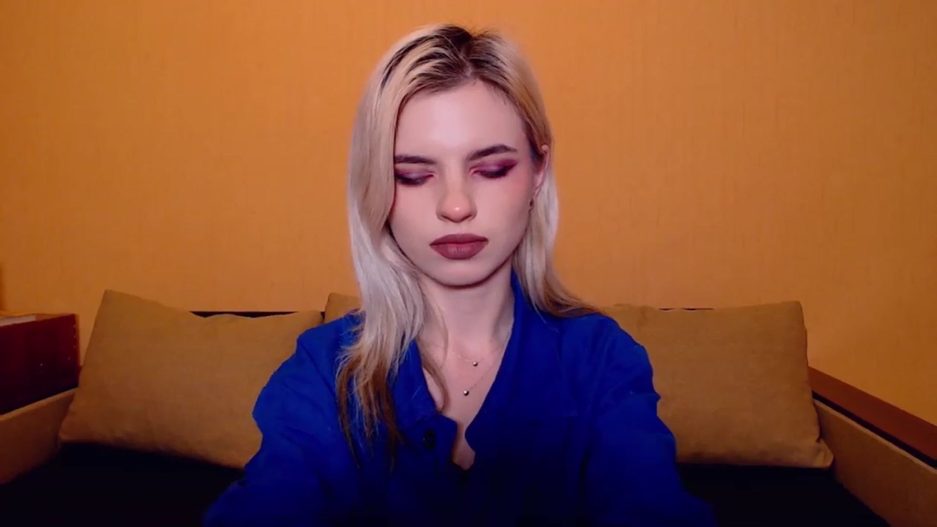 Gallery image thumbnail from Erineys's myfreecams stream on, 11/12/2023, 15:16 image 14 of 20
